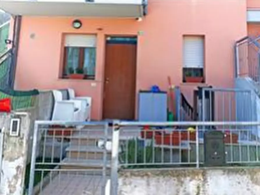Immagine 2 di Appartamento in vendita  in Via Urbinate  243 a Urbino