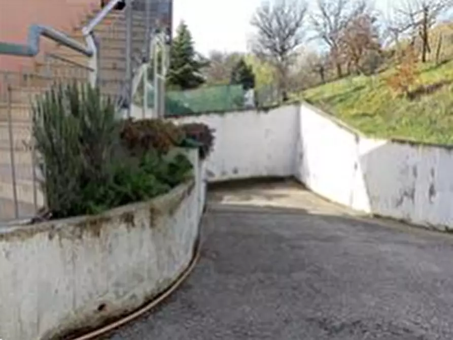 Immagine 3 di Appartamento in vendita  in Via Urbinate  243 a Urbino