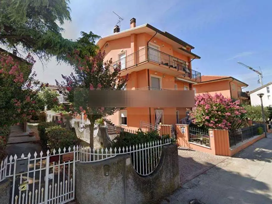Immagine 4 di Appartamento in vendita  in Via L. Longo 23 a Montecalvo In Foglia