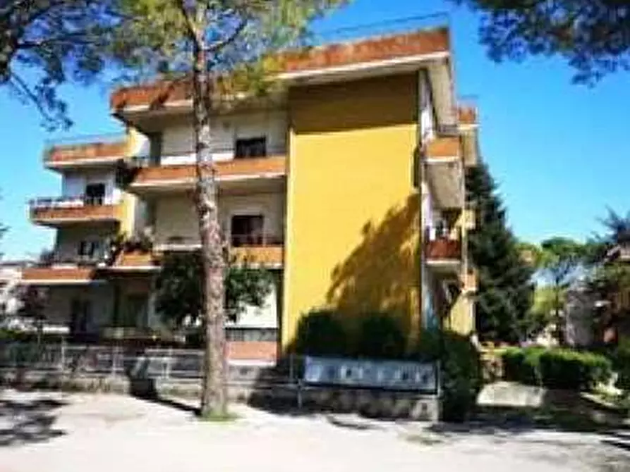 Immagine 1 di Appartamento in vendita  in Via Carducci 20 a Fermignano