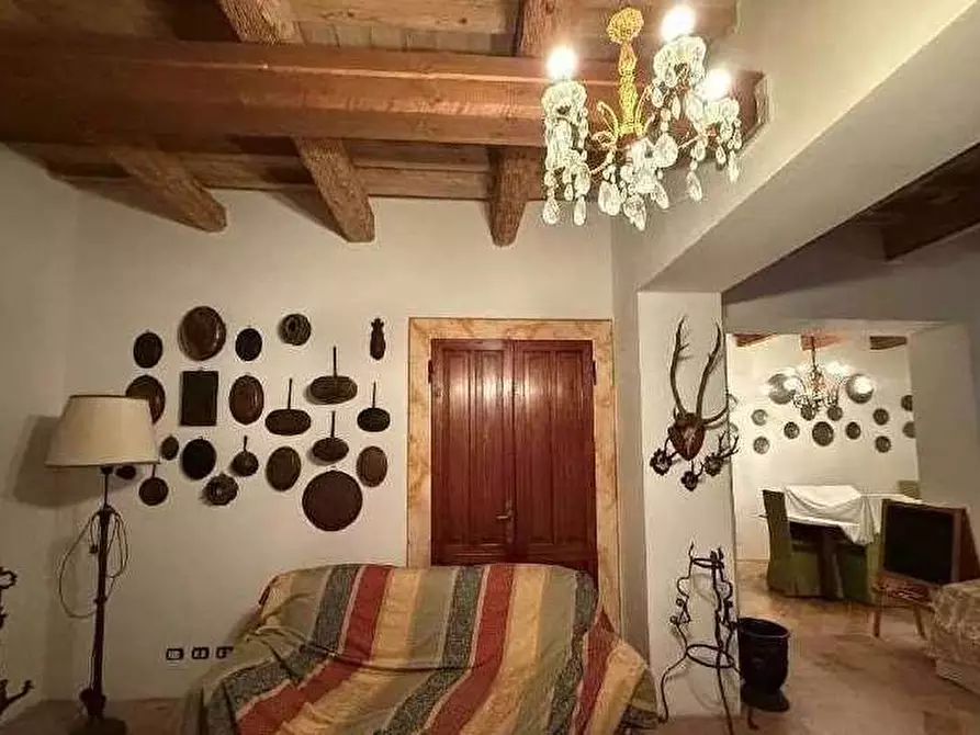Immagine 27 di Villa in vendita  in Frazione Ginestreto - Strada Borgo 25 a Pesaro