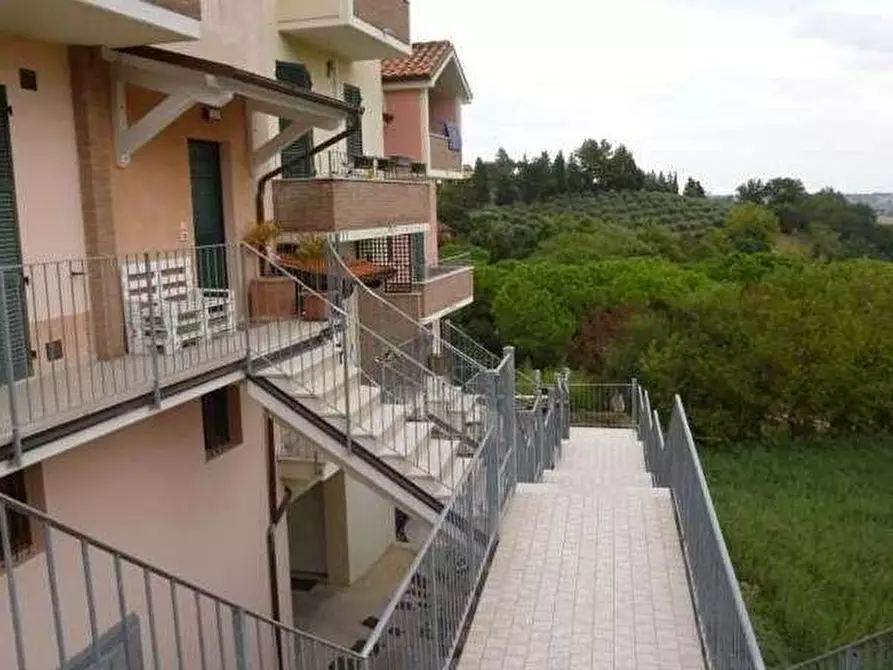 Immagine 1 di Appartamento in vendita  in Via Giuseppe Saragat 51 a Terre Roveresche