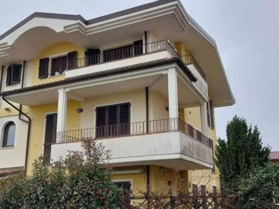 Immagine 4 di Appartamento in vendita  in Strada delle Caminate 9 a San Costanzo