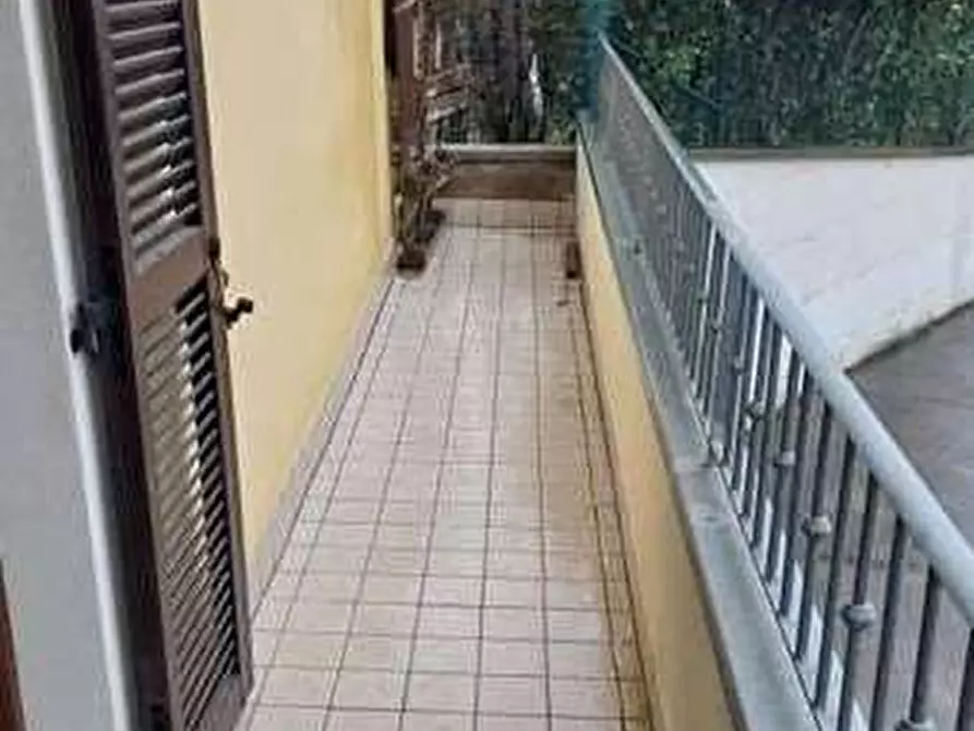 Immagine 5 di Appartamento in vendita  in Strada delle Caminate 9 a San Costanzo