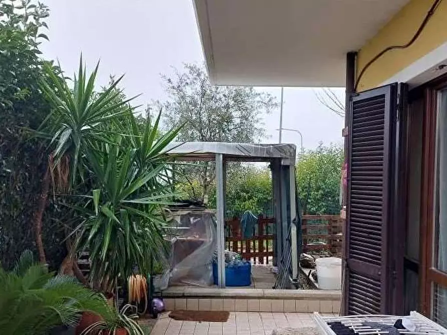 Immagine 6 di Appartamento in vendita  in Strada delle Caminate 9 a San Costanzo