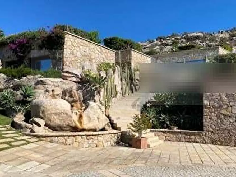 Immagine 5 di Villa in vendita  in Condominio Cussorgia di Miata Località Liscia di Vacca a Arzachena