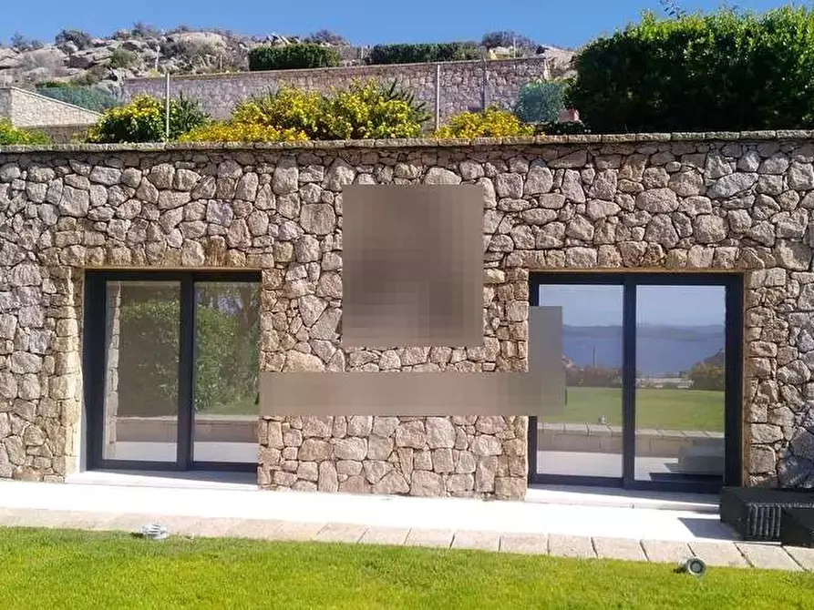 Immagine 27 di Villa in vendita  in Condominio Cussorgia di Miata Località Liscia di Vacca a Arzachena