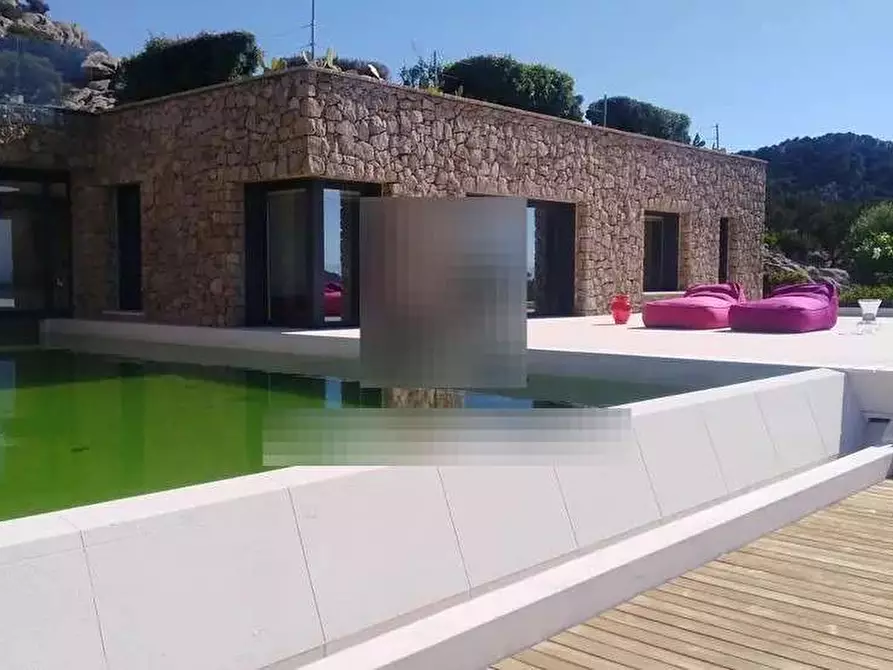 Immagine 29 di Villa in vendita  in Condominio Cussorgia di Miata Località Liscia di Vacca a Arzachena