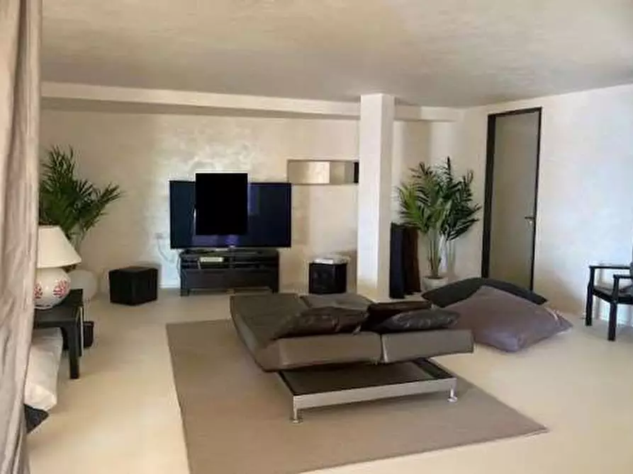 Immagine 44 di Villa in vendita  in Condominio Cussorgia di Miata Località Liscia di Vacca a Arzachena