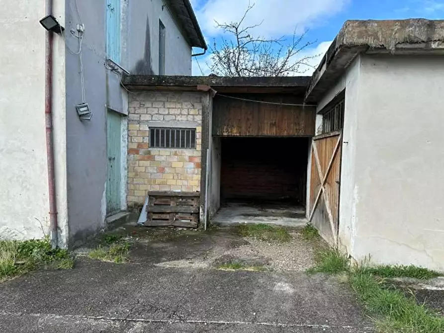 Immagine 3 di Appartamento in vendita  in Località Cà L'Agostina  18 a Fermignano