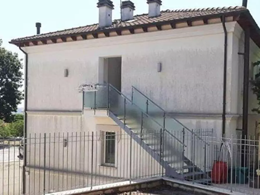 Immagine 3 di Ufficio in vendita  in Via Vittorio Veneto 82 a Mondolfo