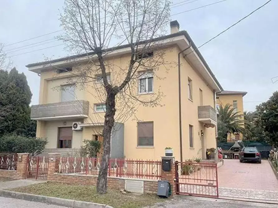 Immagine 1 di Appartamento in vendita  in Via Della Resistenza 14 a Colli Al Metauro
