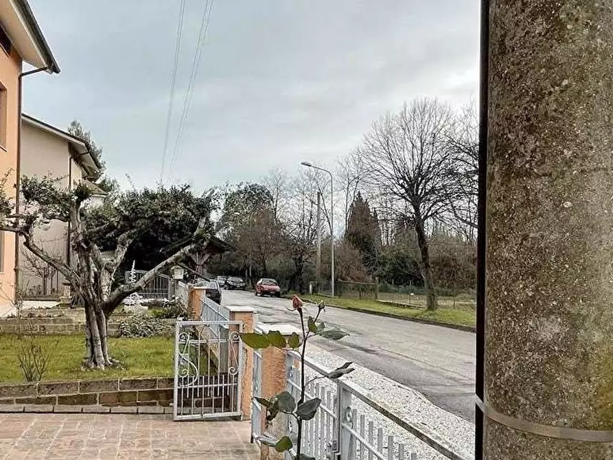 Immagine 5 di Appartamento in vendita  in Via Della Resistenza 14 a Colli Al Metauro