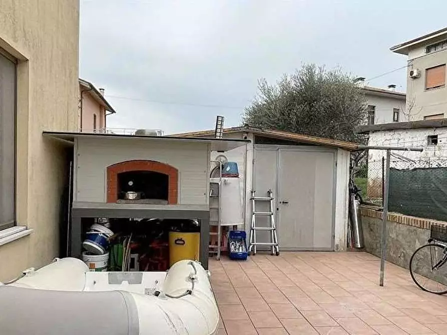 Immagine 10 di Appartamento in vendita  in Via Della Resistenza 14 a Colli Al Metauro