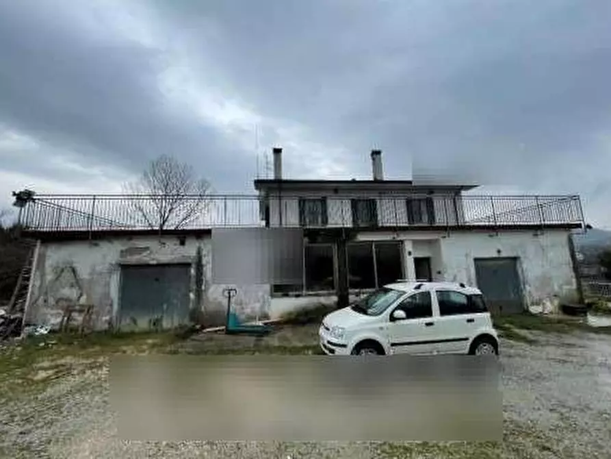 Immagine 1 di Casa indipendente in vendita  in Via Valverde 9 a Rimini