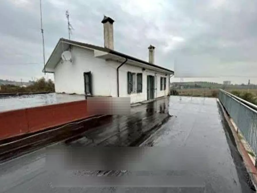 Immagine 2 di Casa indipendente in vendita  in Via Valverde 9 a Rimini