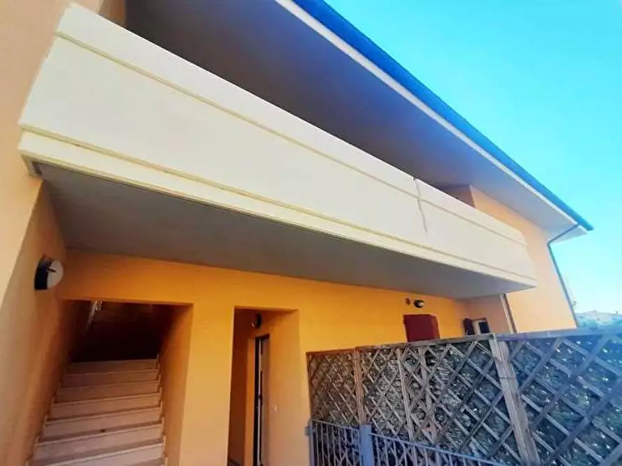 Immagine 1 di Appartamento in vendita  in Strada Caminate  11 a Fano