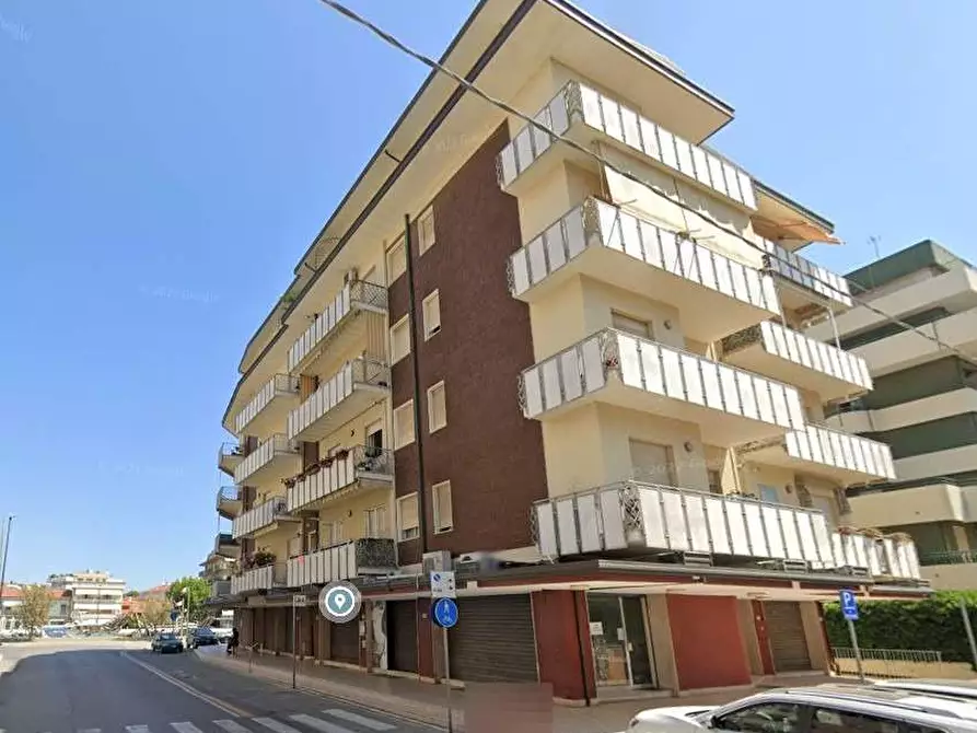 Immagine 2 di Appartamento in vendita  in Via Giosuè Carducci 7 a Bellaria-Igea Marina