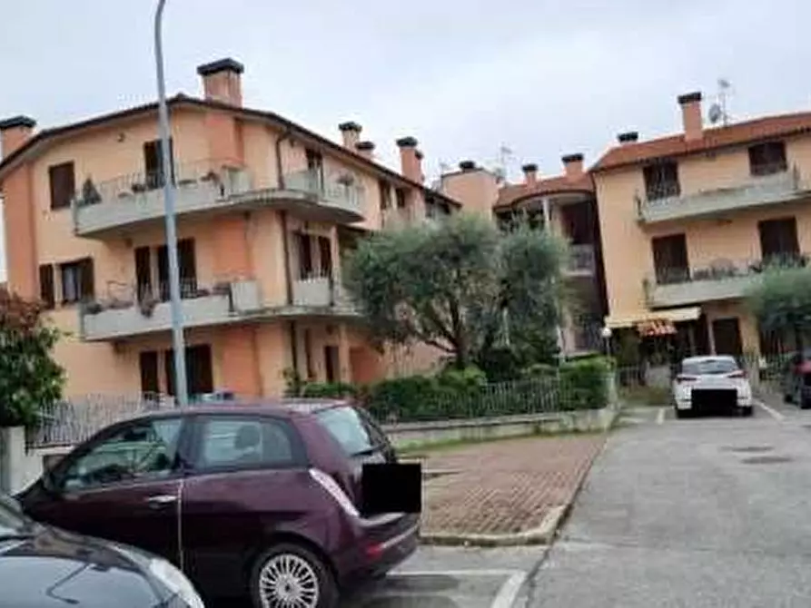 Immagine 1 di Appartamento in vendita  in Via dei Cartaginesi  16 a Colli Al Metauro
