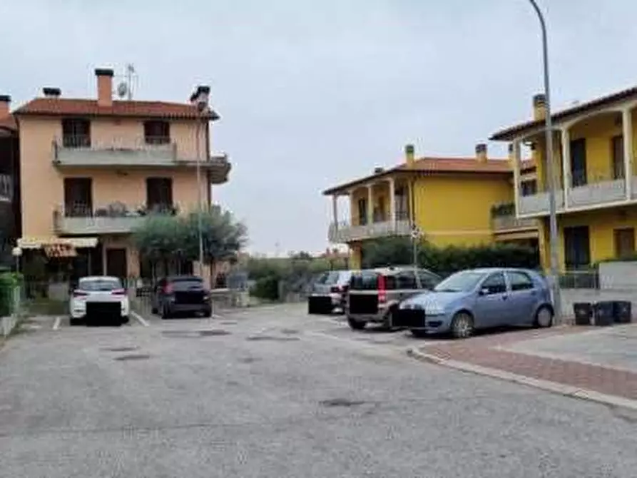 Immagine 2 di Appartamento in vendita  in Via dei Cartaginesi  16 a Colli Al Metauro