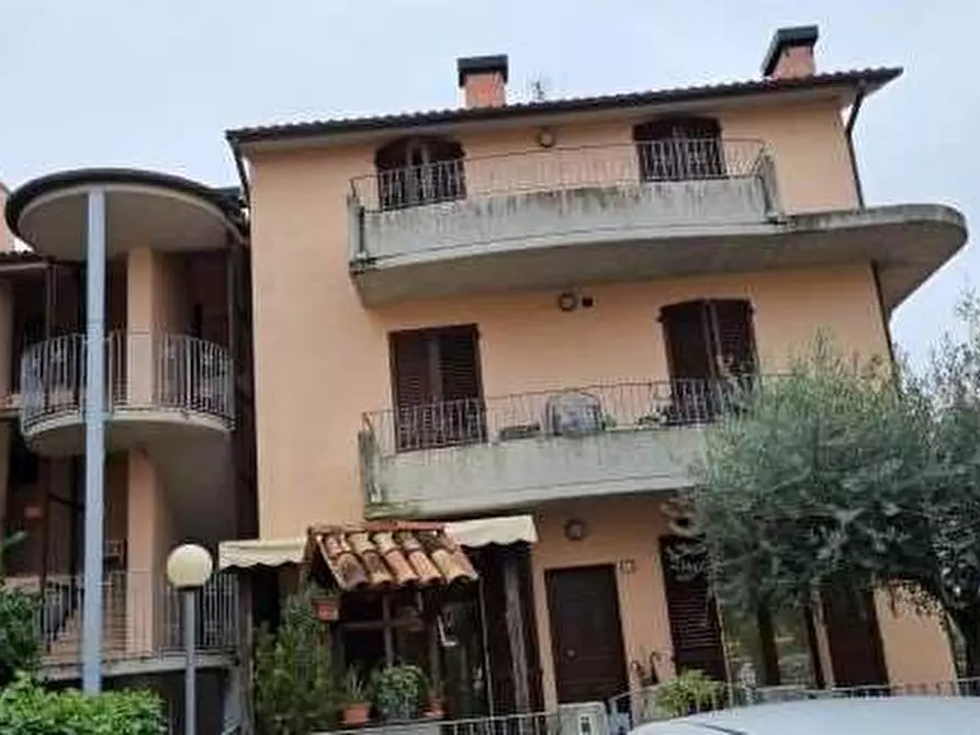 Immagine 4 di Appartamento in vendita  in Via dei Cartaginesi  16 a Colli Al Metauro