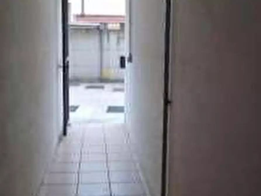 Immagine 10 di Appartamento in vendita  in Via dei Cartaginesi  16 a Colli Al Metauro