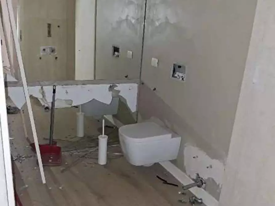 Immagine 9 di Appartamento in vendita  in Via Passeri 119 a Pesaro