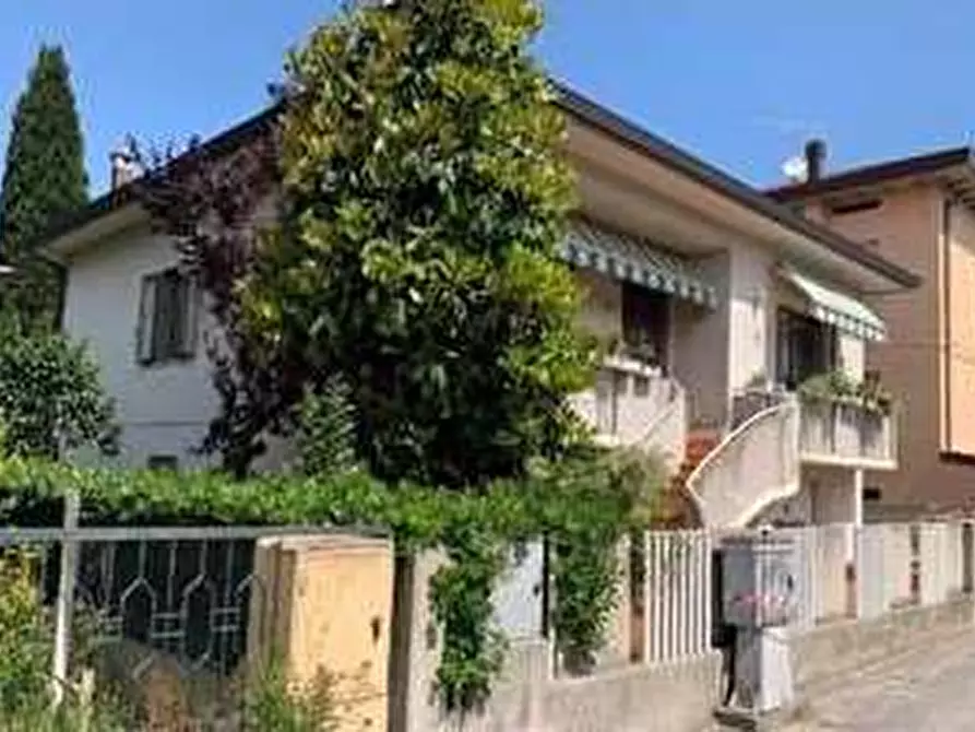 Immagine 7 di Villa in vendita  in Via Enrico Toti 2/A a Gabicce Mare