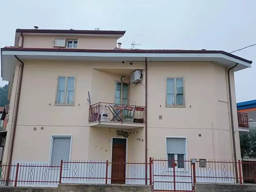 Immagine 2 di Appartamento in vendita  in Strada In Sala 20 a Pesaro