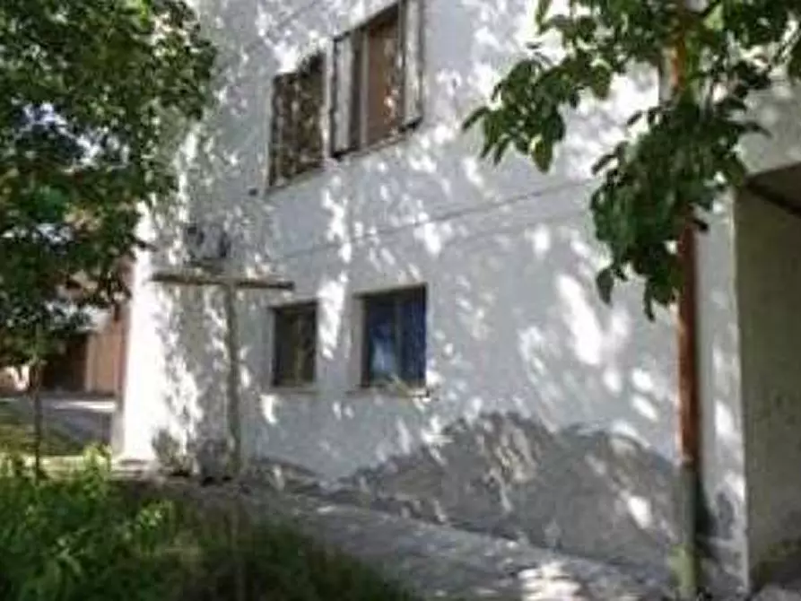 Immagine 7 di Appartamento in vendita  in Via dei Salici 17 a Fossombrone