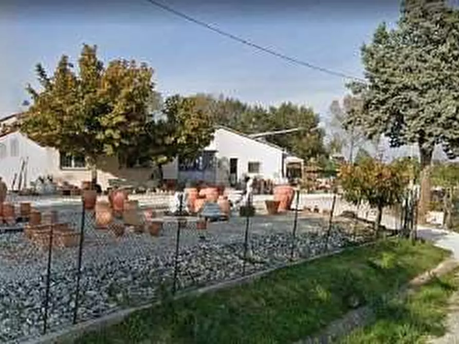 Immagine 10 di Capannone industriale in vendita  a Sant'ippolito