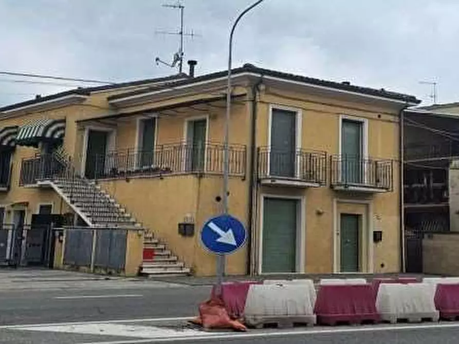 Immagine 1 di Appartamento in vendita  in Strada della Romagna 87 D a Pesaro