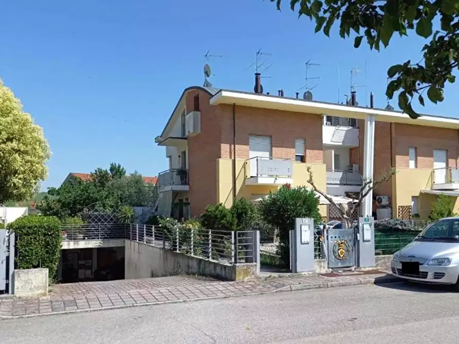 Immagine 1 di Appartamento in vendita  in Via Leonilde Lotti 67 a Vallefoglia