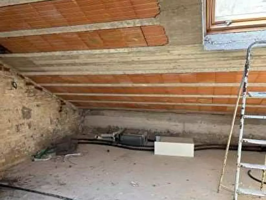 Immagine 13 di Appartamento in vendita  in Via Roma 21 a Colli Al Metauro