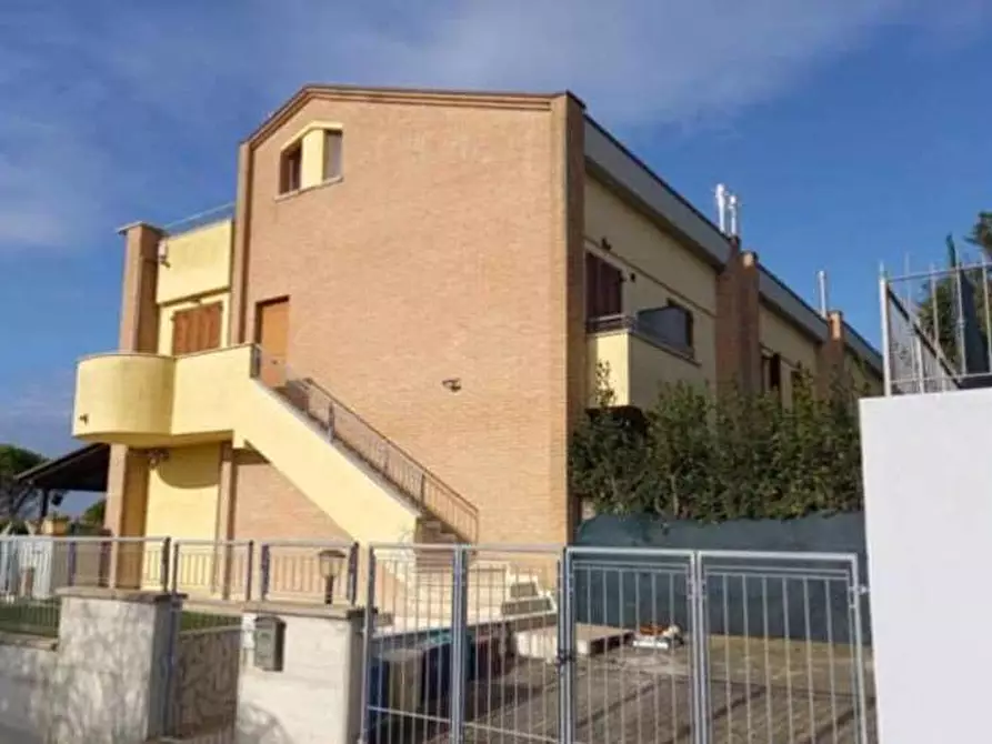 Immagine 1 di Appartamento in vendita  in Via Colle Sant’Anna 1 a Mondolfo