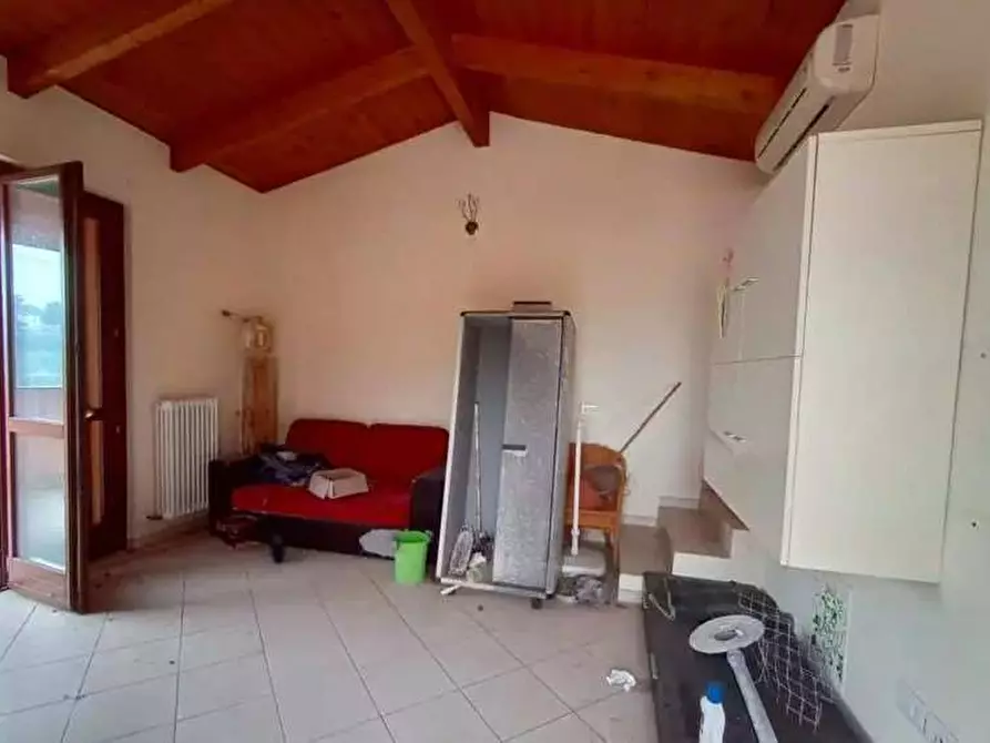 Immagine 12 di Appartamento in vendita  in Via XXV Aprile 31 a Colli Al Metauro