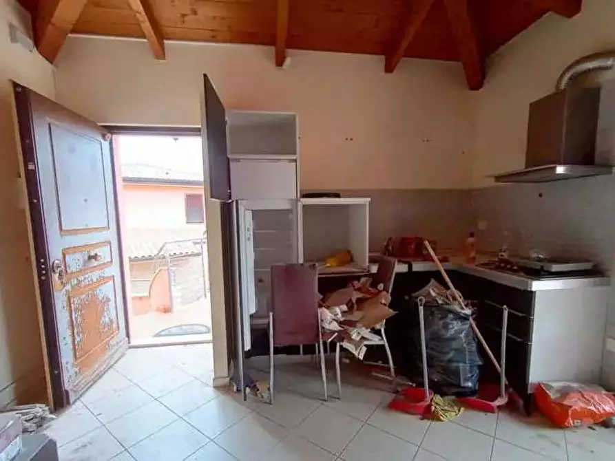 Immagine 15 di Appartamento in vendita  in Via XXV Aprile 31 a Colli Al Metauro