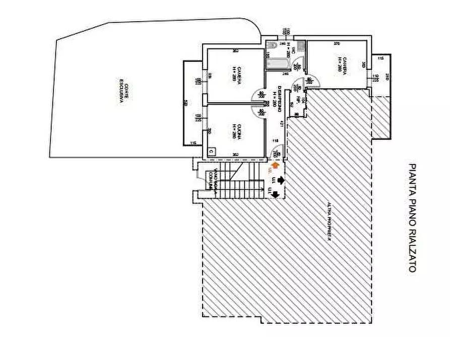 Immagine 8 di Appartamento in vendita  in Via Lago Trasimeno 9 a Fano