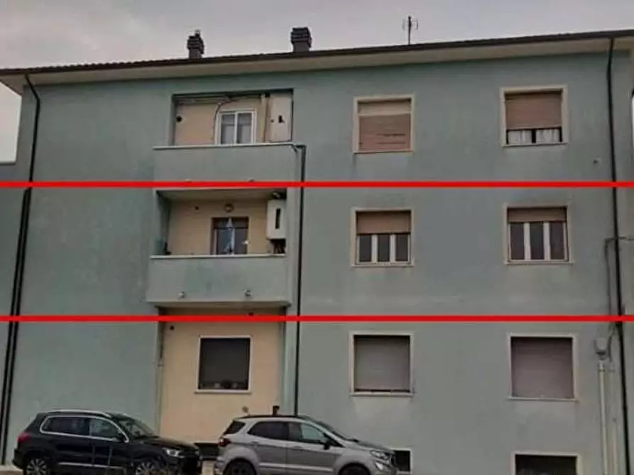 Immagine 2 di Appartamento in vendita  in Viale Piceno 86 a Fano