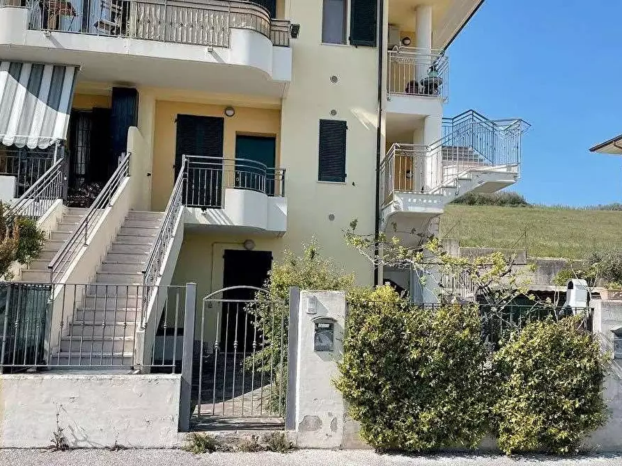 Immagine 4 di Appartamento in vendita  in Via F.lli Rosselli  10 a Tavullia