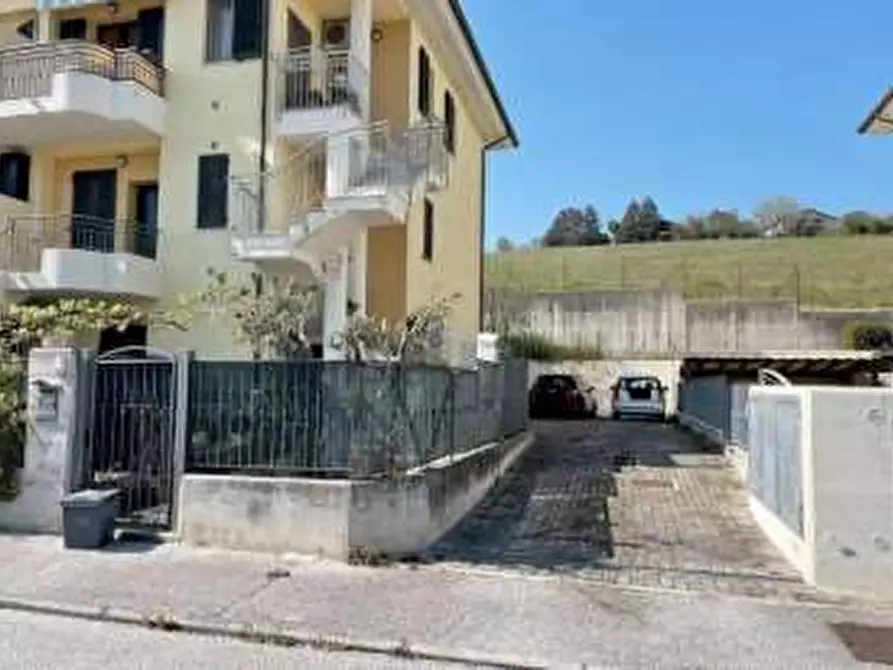 Immagine 5 di Appartamento in vendita  in Via F.lli Rosselli  10 a Tavullia