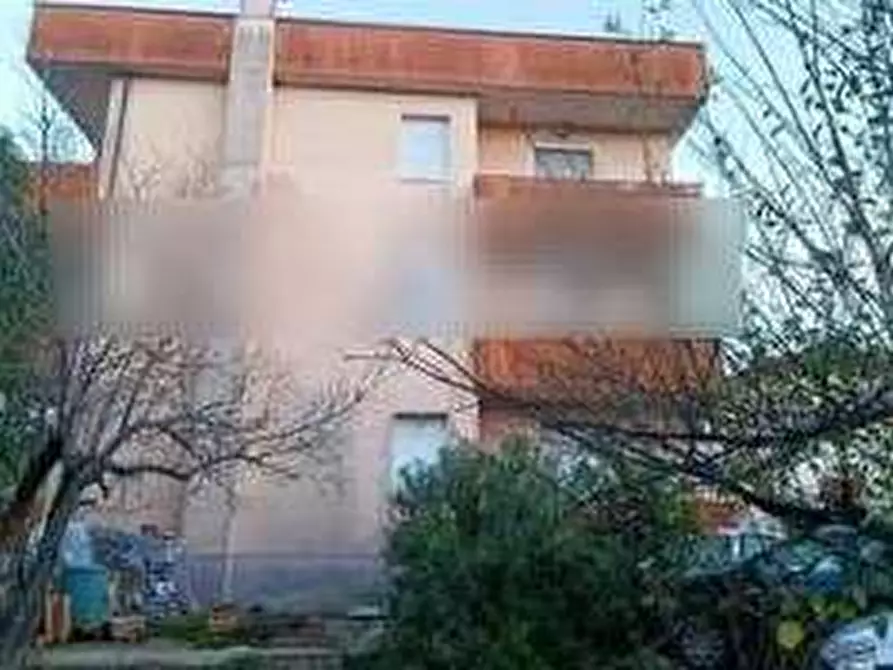 Immagine 3 di Appartamento in vendita  in Via Antonio Gramsci 1 a Colli Al Metauro