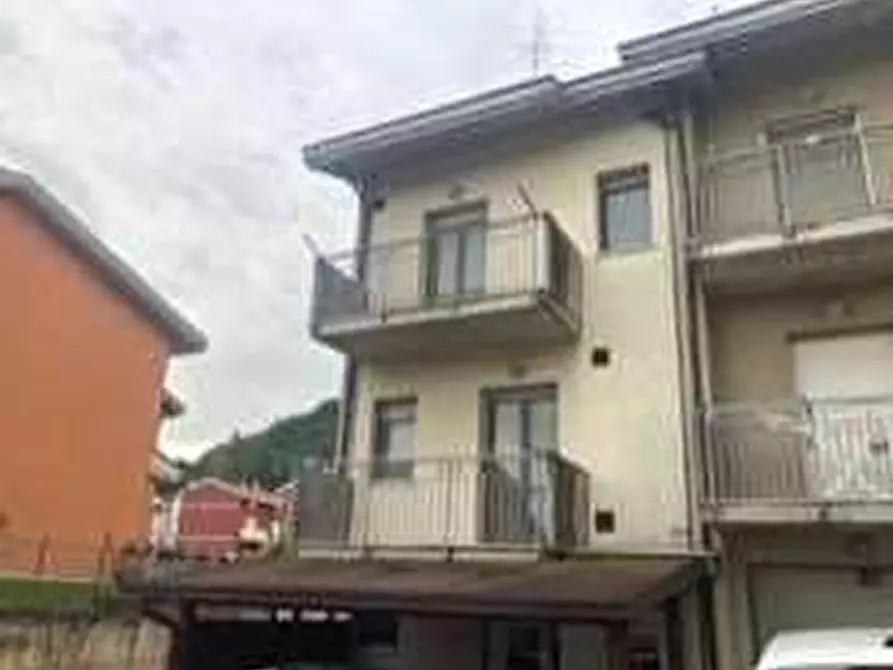 Immagine 2 di Appartamento in vendita  in Via Alcide de Gasperi 25 D a Sant'angelo In Vado