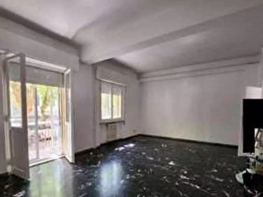 Immagine 15 di Appartamento in vendita  in Via Viale Trento 60 a Pesaro