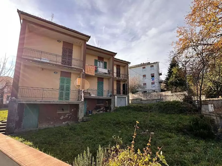 Immagine 3 di Appartamento in vendita  in Viale Gioacchino Rossini 9 a Serra Sant'abbondio