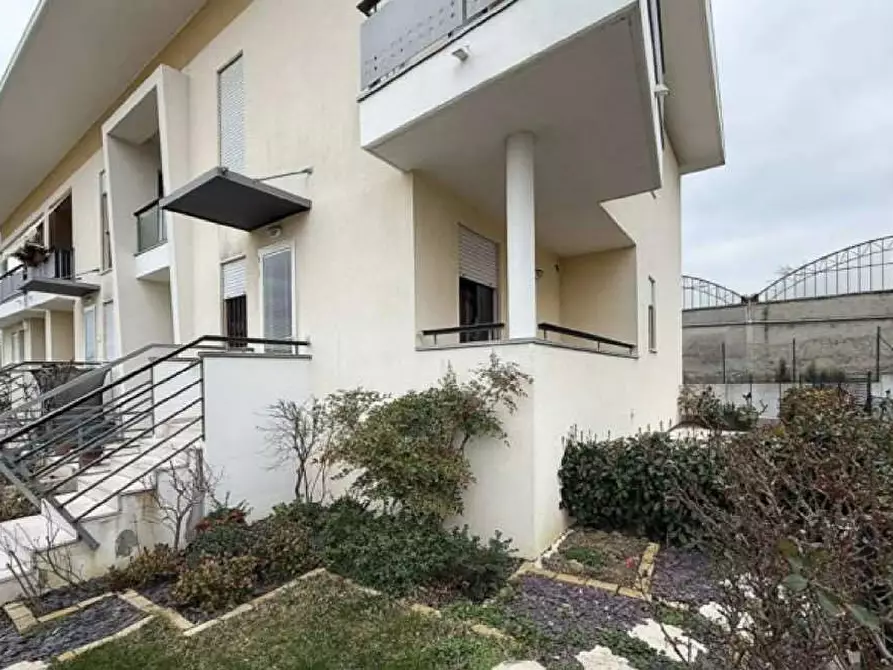 Immagine 6 di Appartamento in vendita  in Via Papa Giovanni Paolo II 47 a Vallefoglia