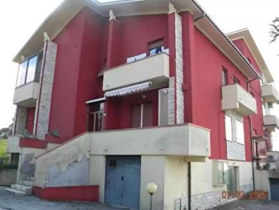 Immagine 1 di Appartamento in vendita  in Strada di San Fortunato  83 a San Costanzo