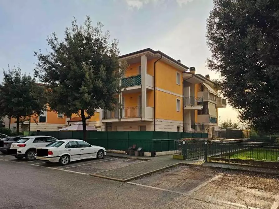 Immagine 1 di Appartamento in vendita  in Frazione Calcinelli - Via Giovanni Verga 11 a Colli Al Metauro