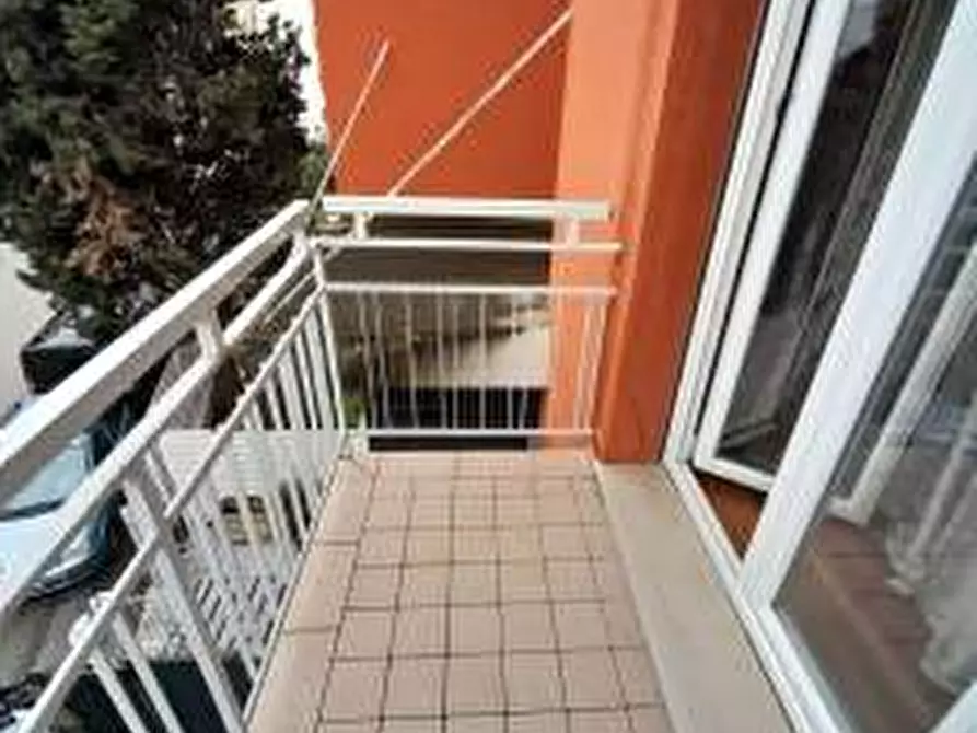 Immagine 8 di Appartamento in vendita  in Via Ciro Menotti  152 a Pesaro