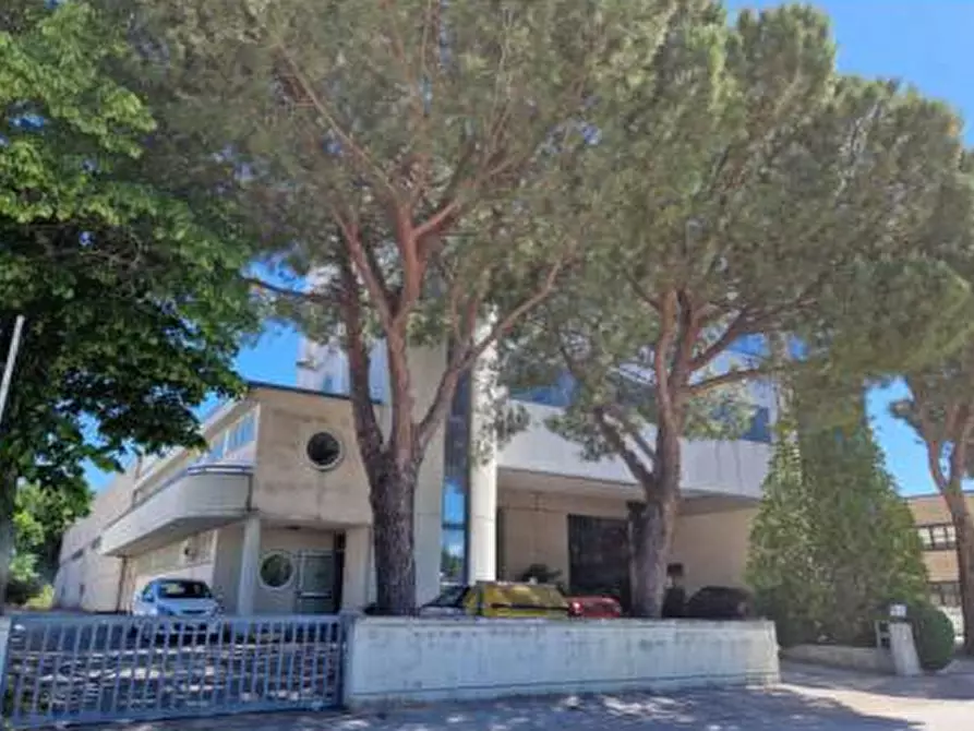 Immagine 1 di Capannone industriale in vendita  in Localita' Ginestreto - Via della Meccanica 5/7 5/7 a Pesaro